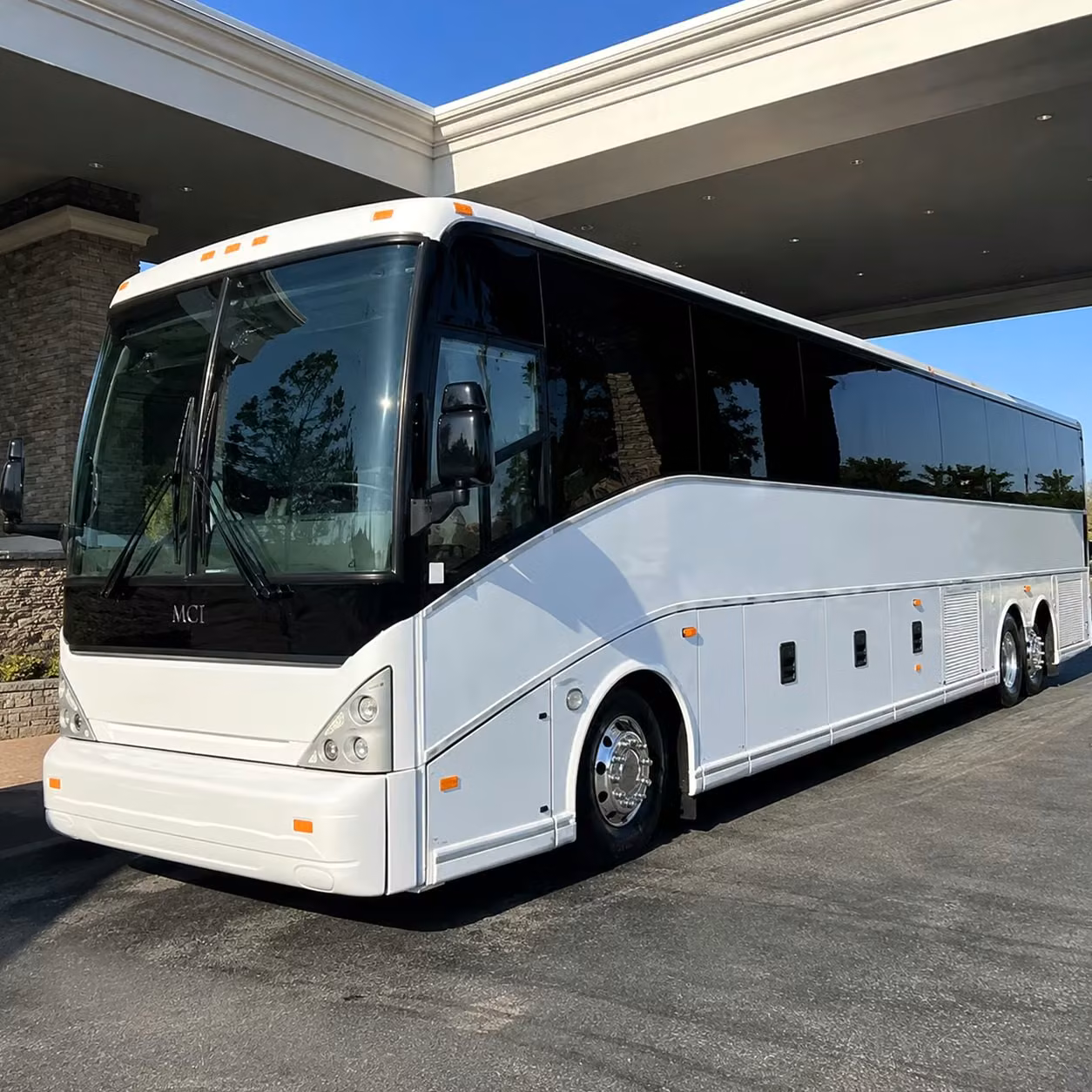 airport transportation for conventions conferences and large events at the von braun center