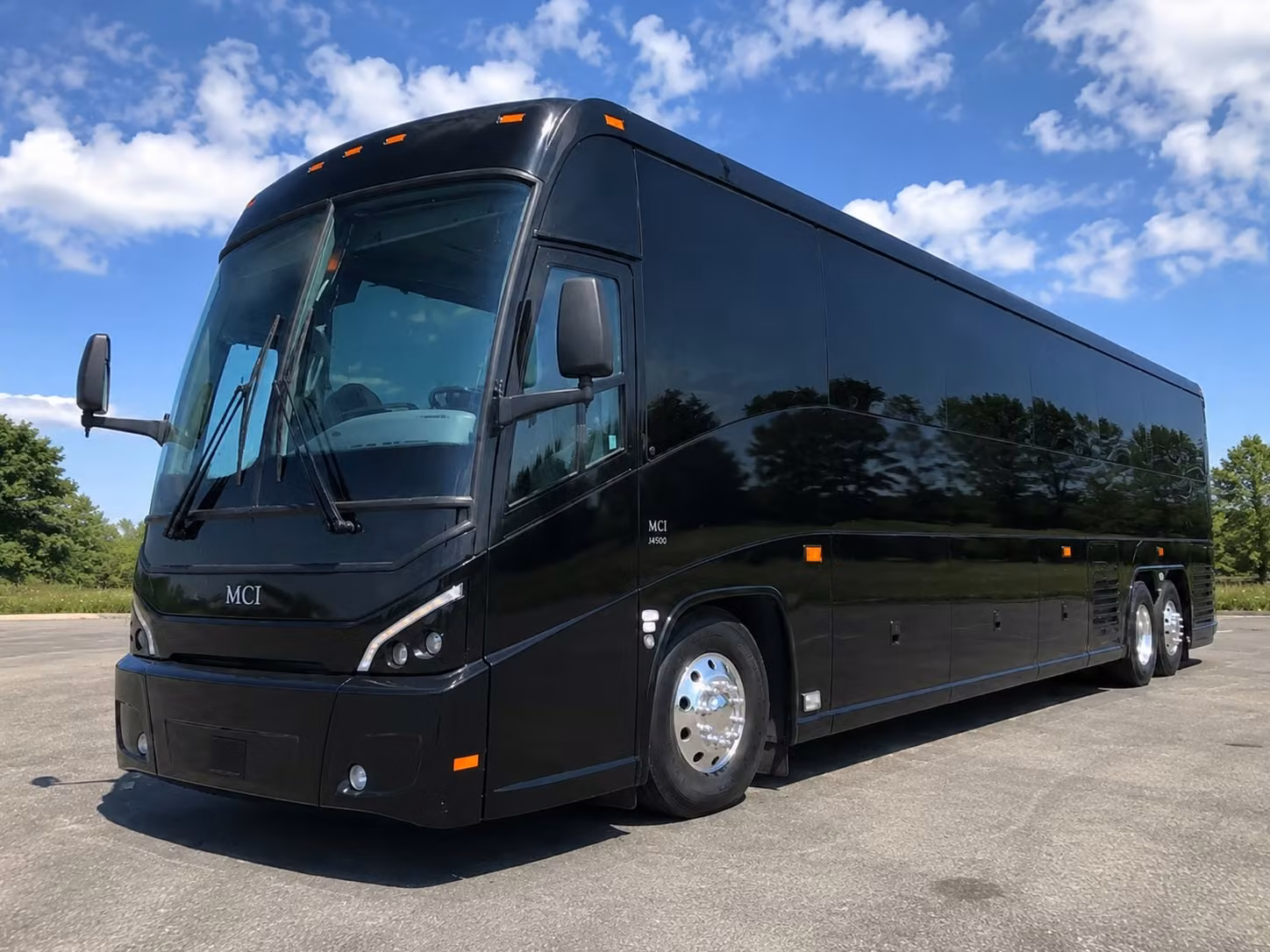 huntsville prom minibus rentals keep smaller groups together in style