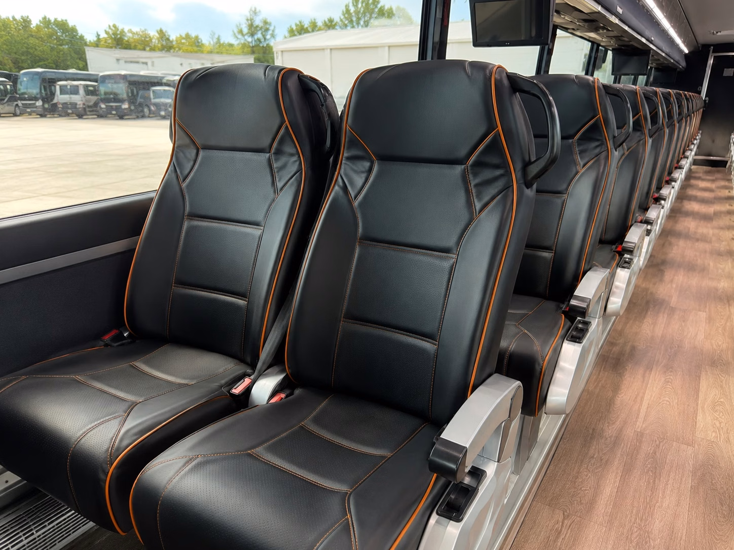 tailgate ready charter buses for big outdoor concert events near huntsville